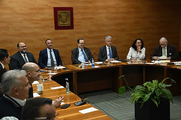 Instalan 13 grupos de trabajo para la conmemoración de los 475 años de la Universidad de México